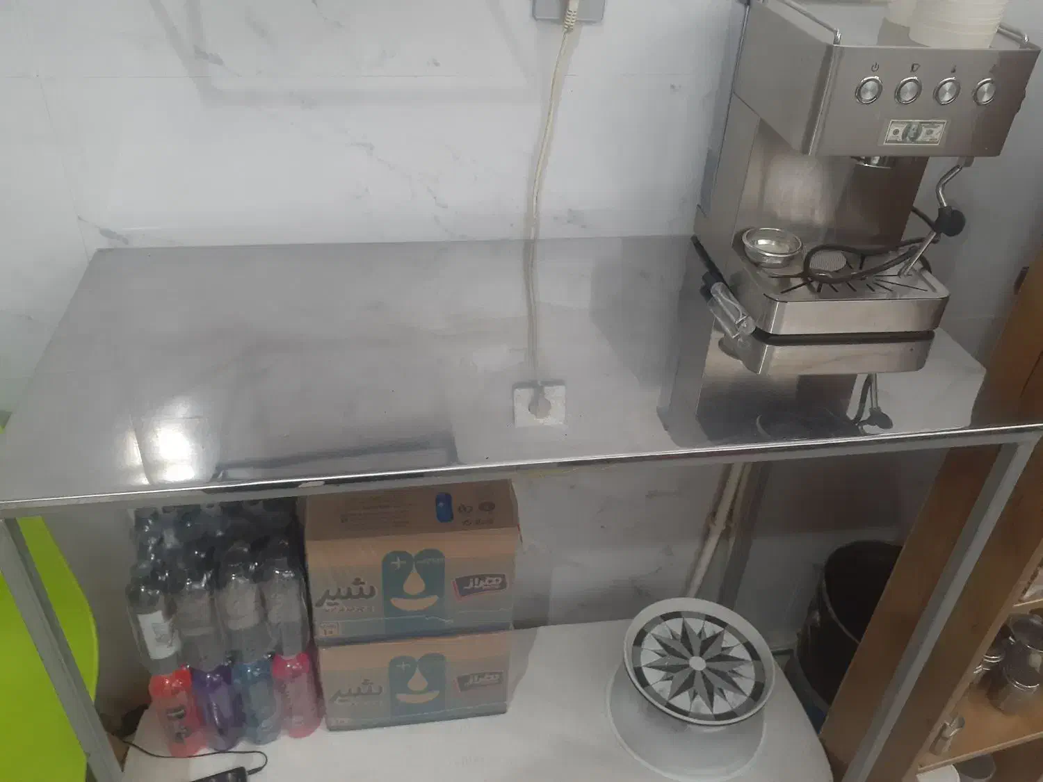 میز صندلی|میز و صندلی غذاخوری|هشتگرد, فاز ۲ مهستان|دیوار