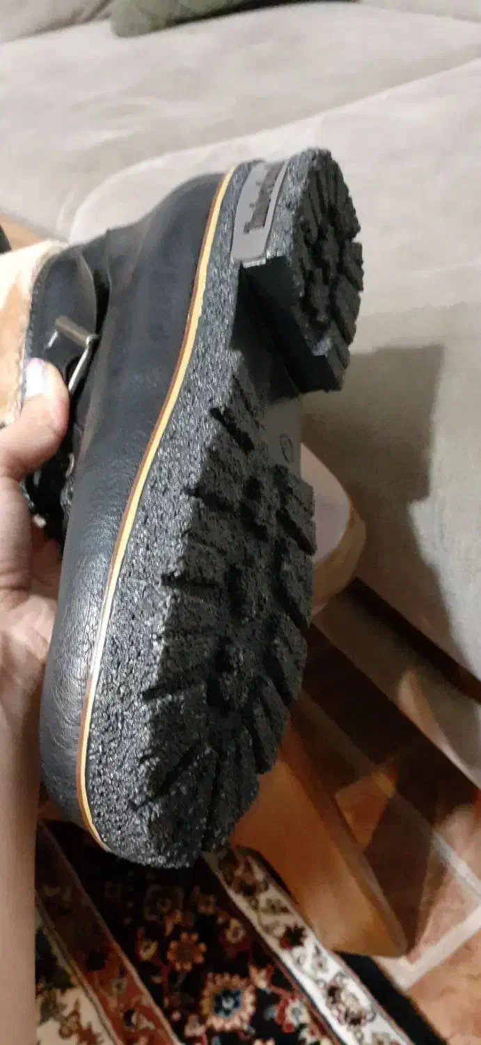 پوتین|کیف، کفش، کمربند|بجنورد, |دیوار