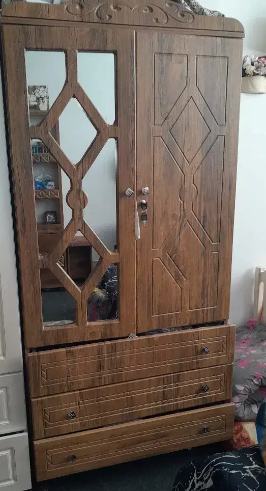 کم کار|جاکفشی، کمد، دراور|شاهرود, |دیوار