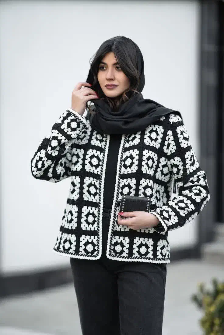 رو مانتویی های عیدانه|لباس|قم, باغ شازده|دیوار