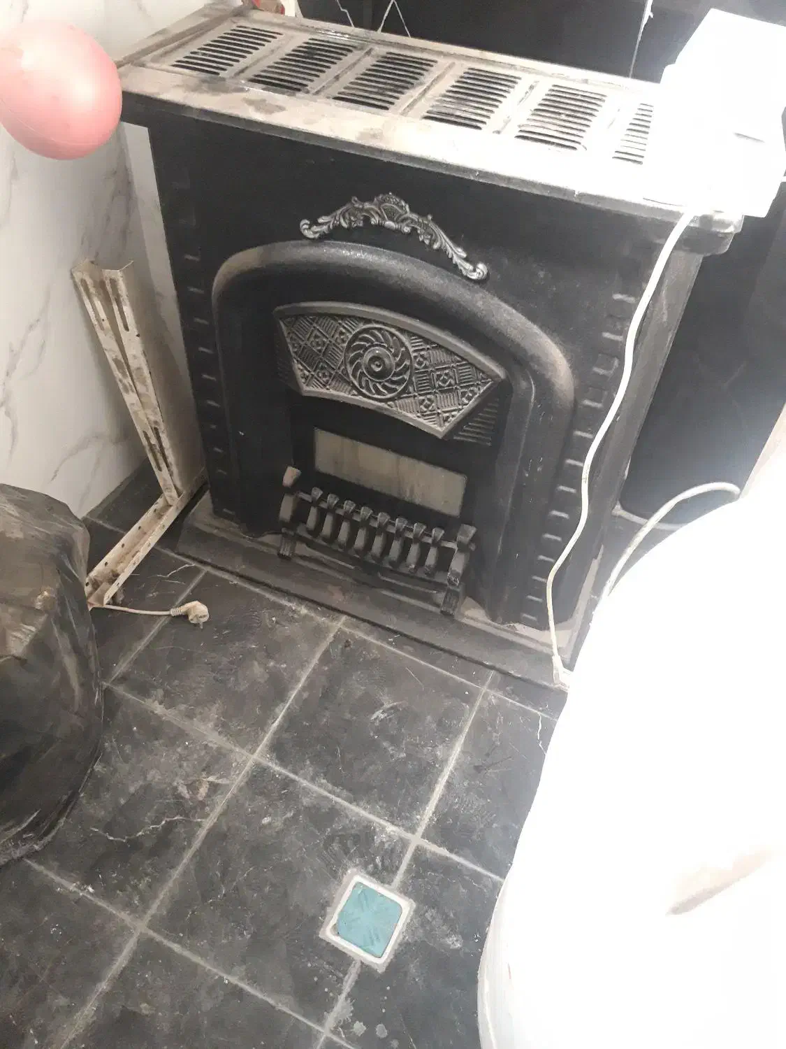 ۶عددبخاری|بخاری، هیتر، شومینه|رشت, عینک|دیوار