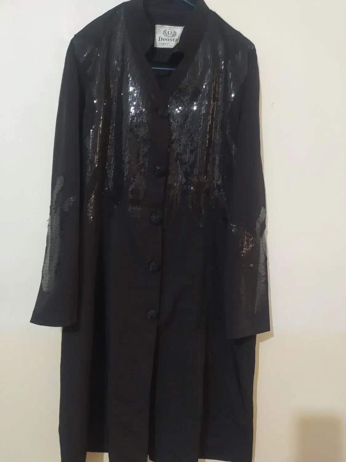 لباس|لباس|ملکان, |دیوار