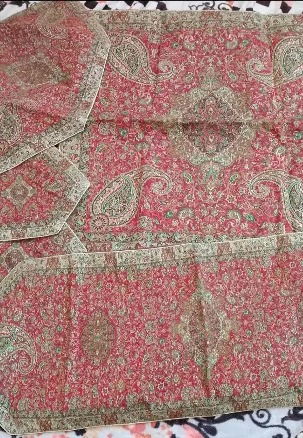 رومیزی|پرده، رانر، رومیزی|دورود, |دیوار