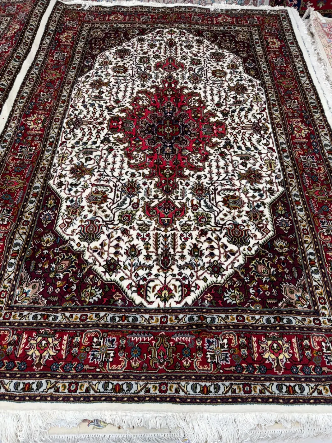 بهترین های آذرشهر را اقساطی از فرش سیفی بخواهید|فرش|تبریز, |دیوار