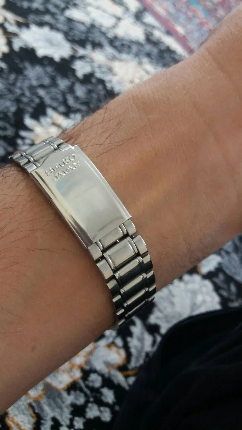 seiko 5|کلکسیون اشیاء عتیقه|بروجرد, |دیوار