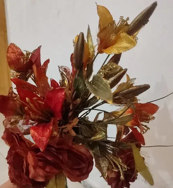 گل زیبا|گل مصنوعی|کرمانشاه, |دیوار