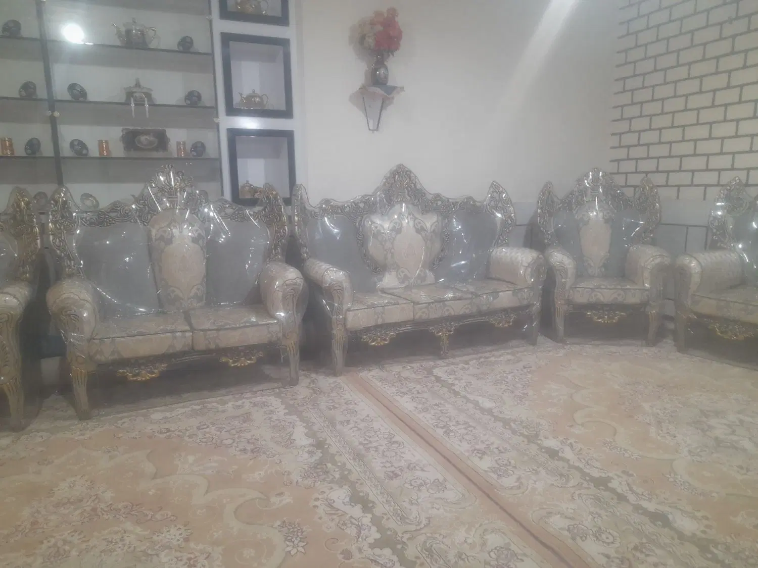 مبل سلطنتی|مبلمان خانگی و میز عسلی|هرند, |دیوار
