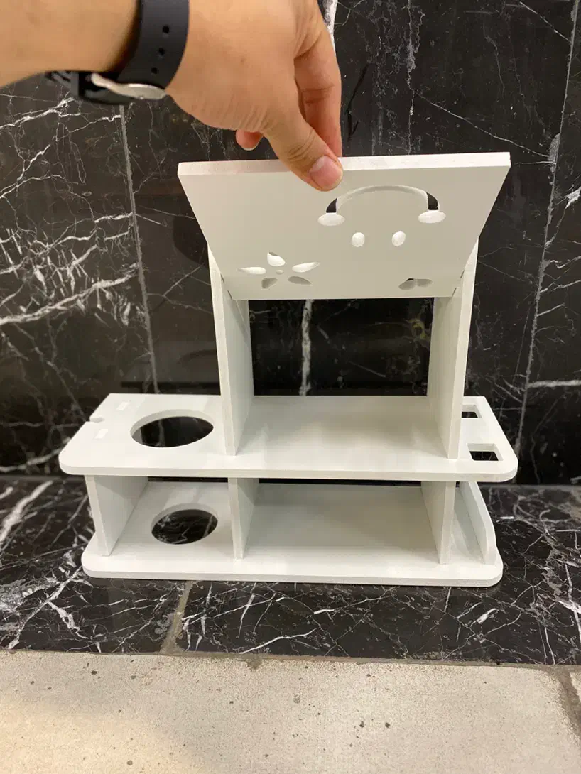 شلف جاسشواری لبخند و جای لوازم آرایشی نظم دهنده|لوازم نظافت|مشهد, نرگس (شهرک غرب)|دیوار