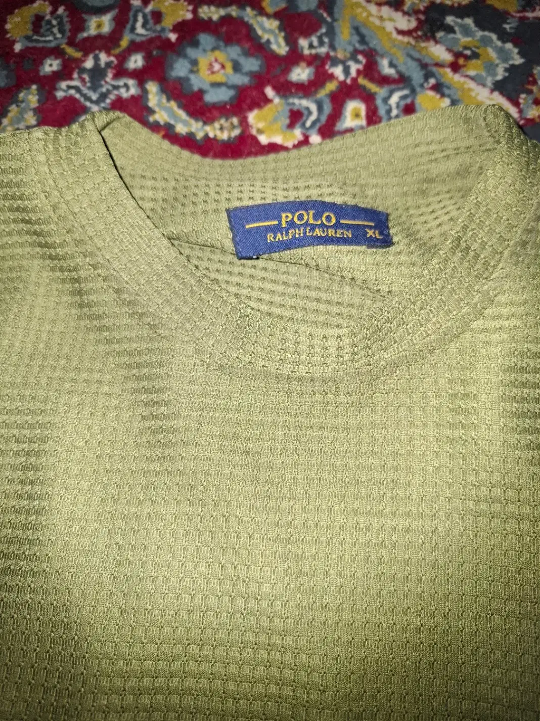 پیراهن|لباس|دهدشت, |دیوار