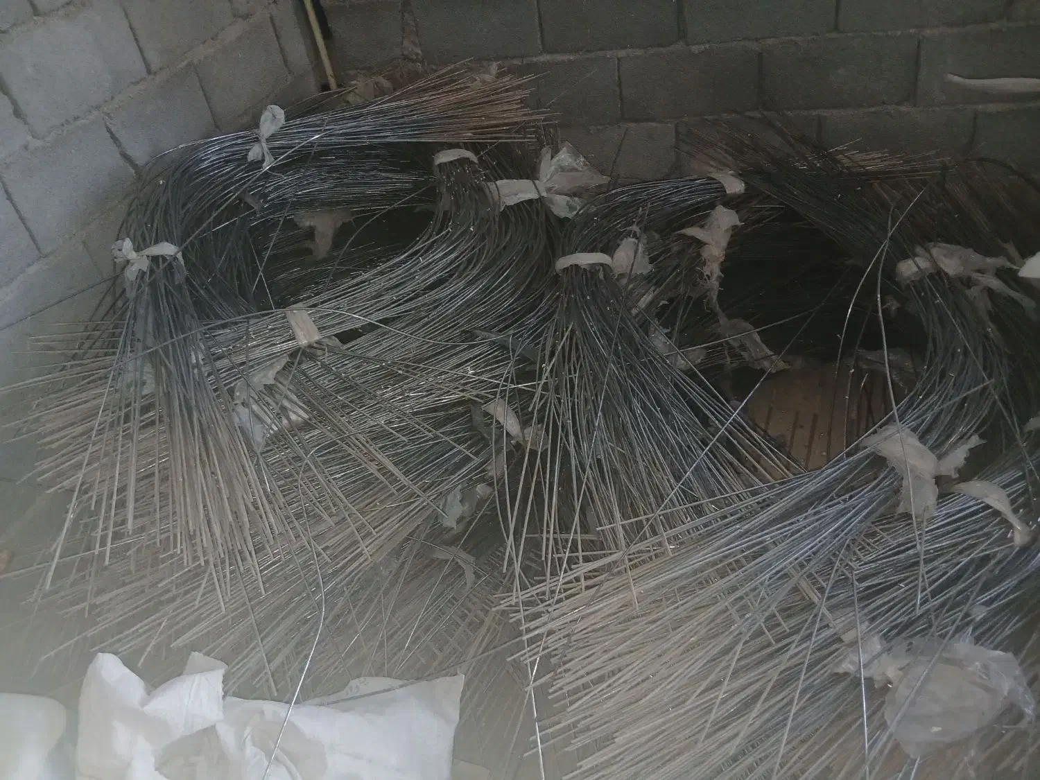 خاموت|ابزارآلات|پاسارگاد, |دیوار