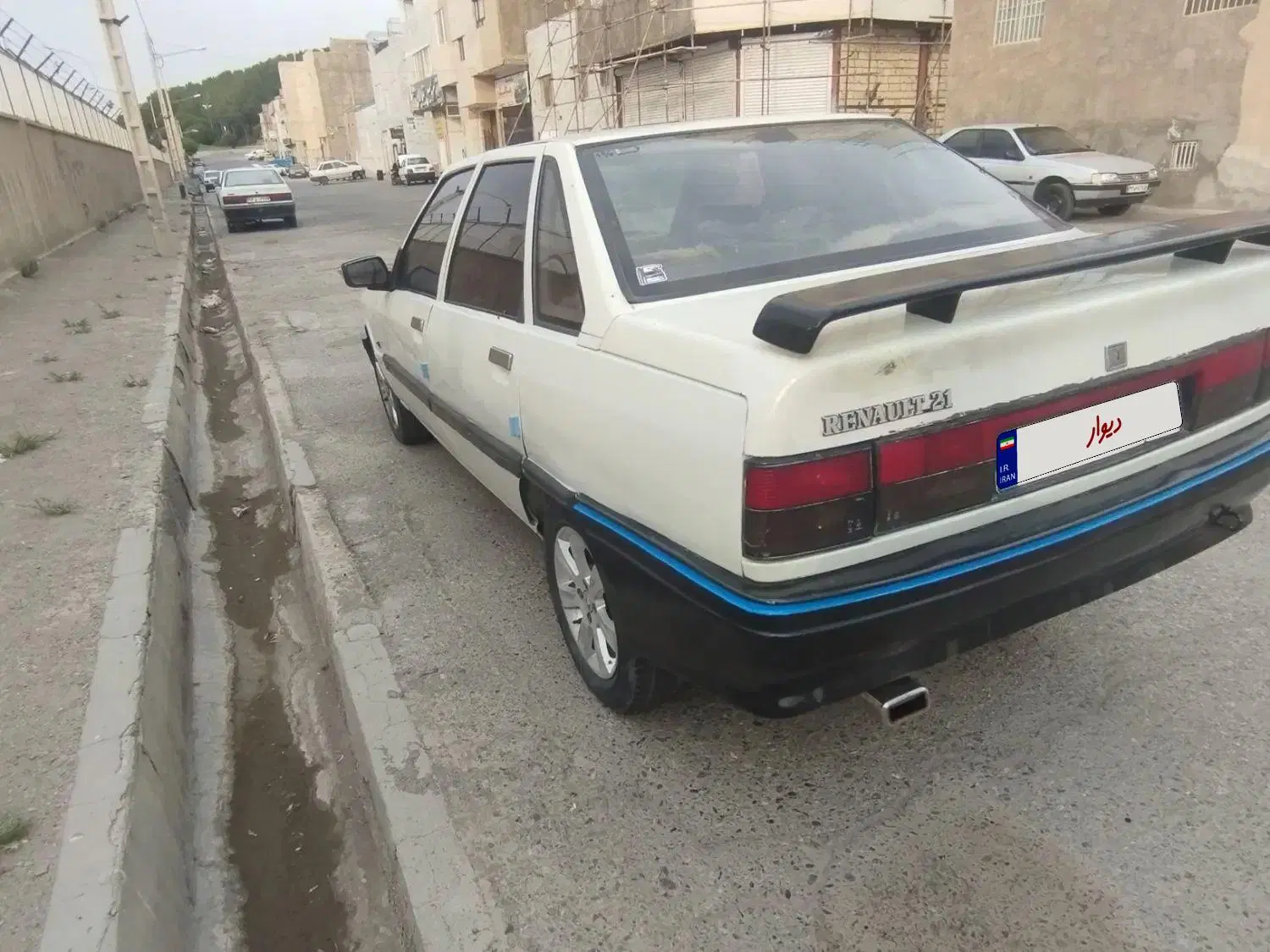 رنو ۲۱|خودرو سواری و وانت|تهران, شوش (باغ آذری)|دیوار