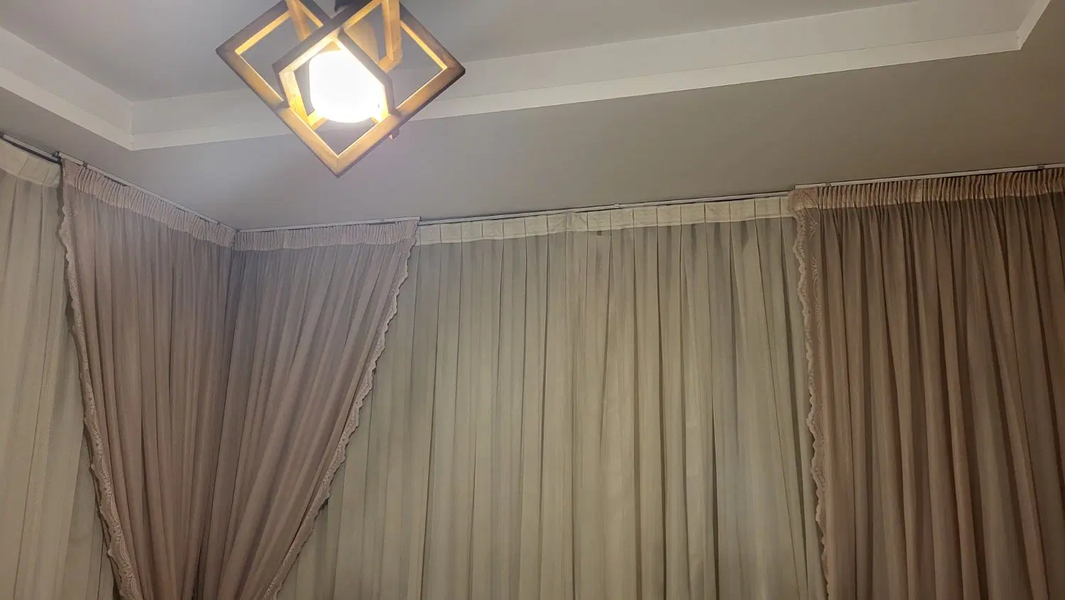 پرده|پرده، رانر، رومیزی|تهران, جیحون|دیوار