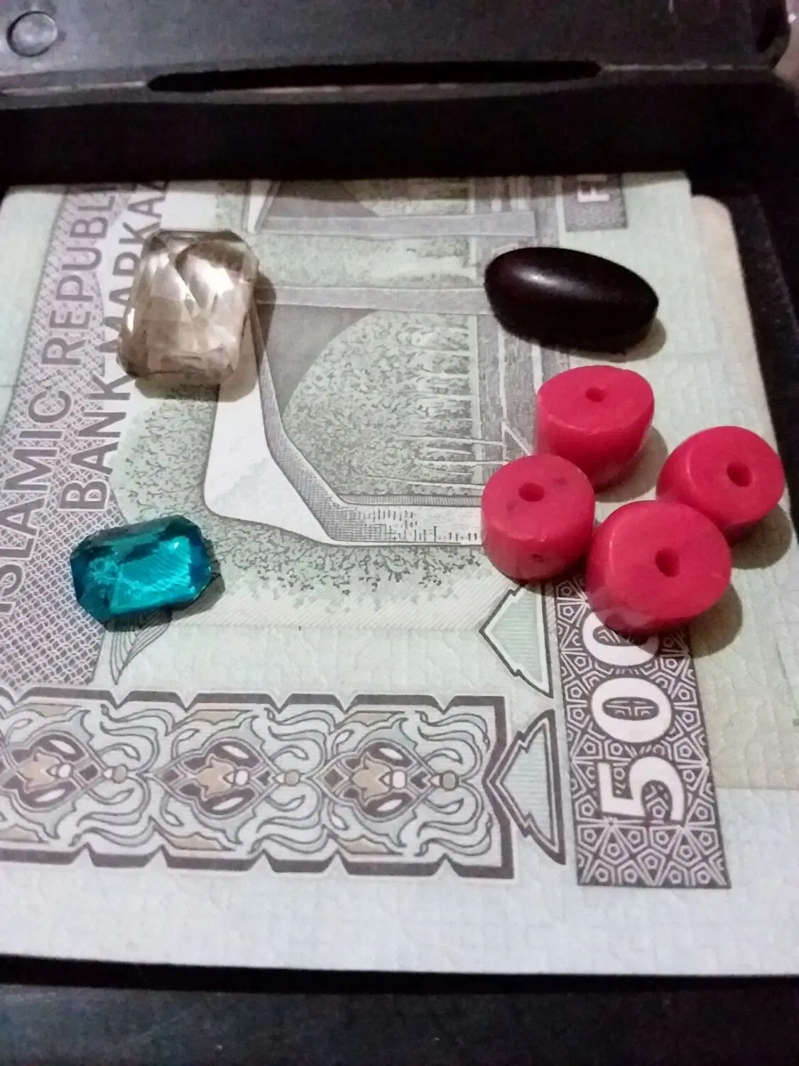 سنگ|جواهرات|اندیشه, اندیشه فاز ۴|دیوار