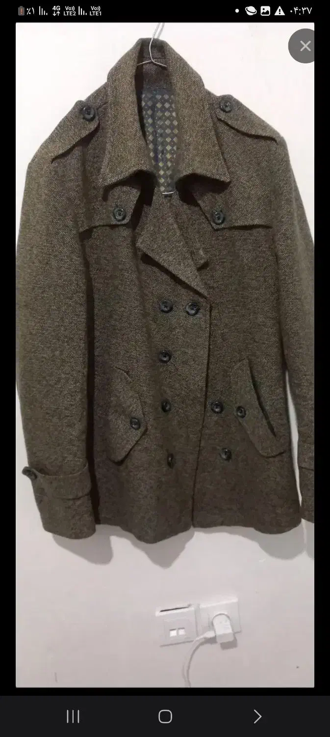 پالتو|لباس|میانه, |دیوار