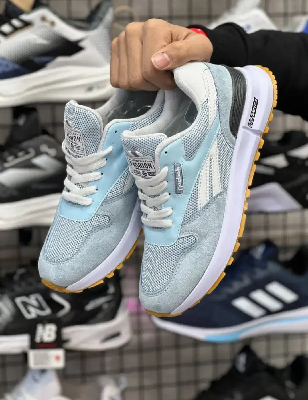 کفش Reebok blue|کیف، کفش، کمربند|مشهد, پورسینا|دیوار