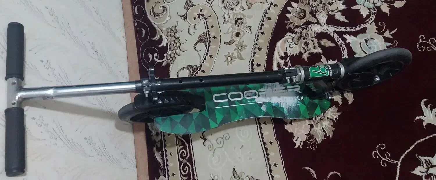 اسکوتر|دوچرخه، اسکیت، اسکوتر|پرند, فاز ۶|دیوار