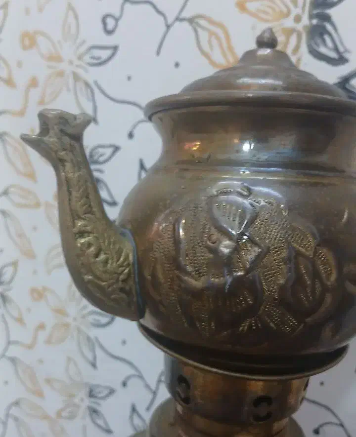 سماور زغالی ودکوری|کلکسیون اشیاء عتیقه|مشهد, فدک|دیوار