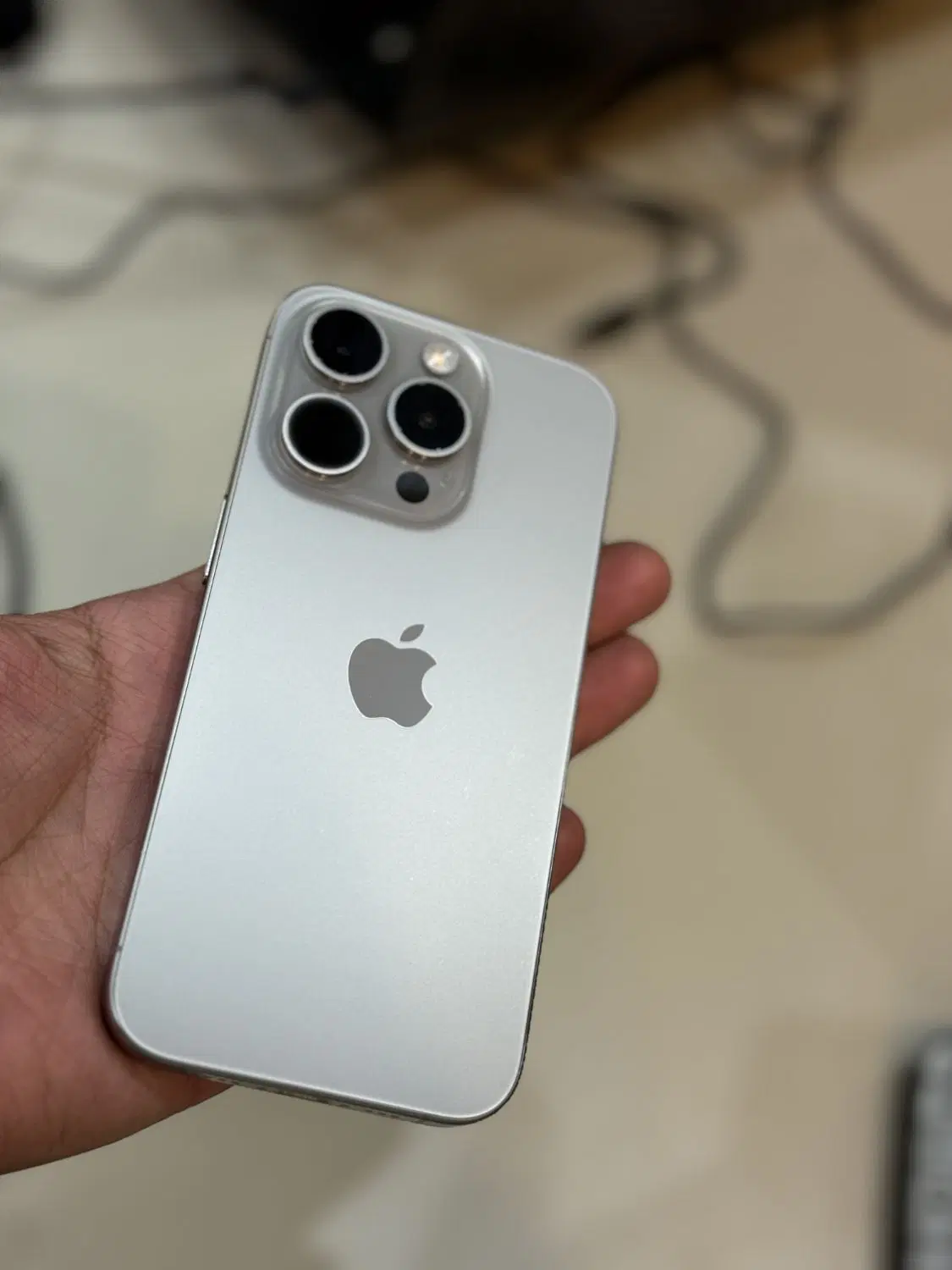 آیفون iPhon 15Pro|موبایل|قم, سالاریه|دیوار