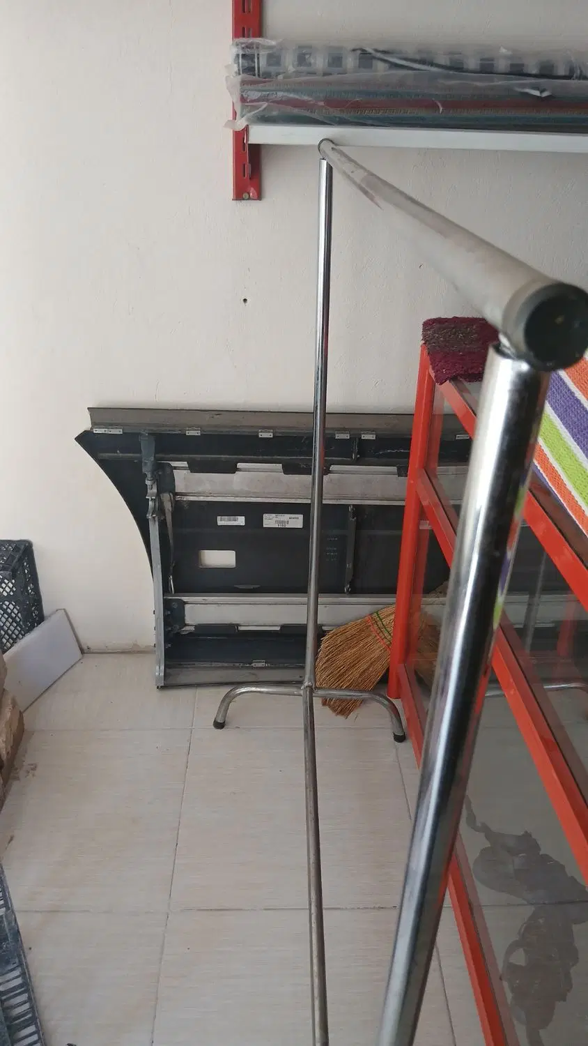 رگال|بندرخت و رخت‌آویز|زنجان, |دیوار