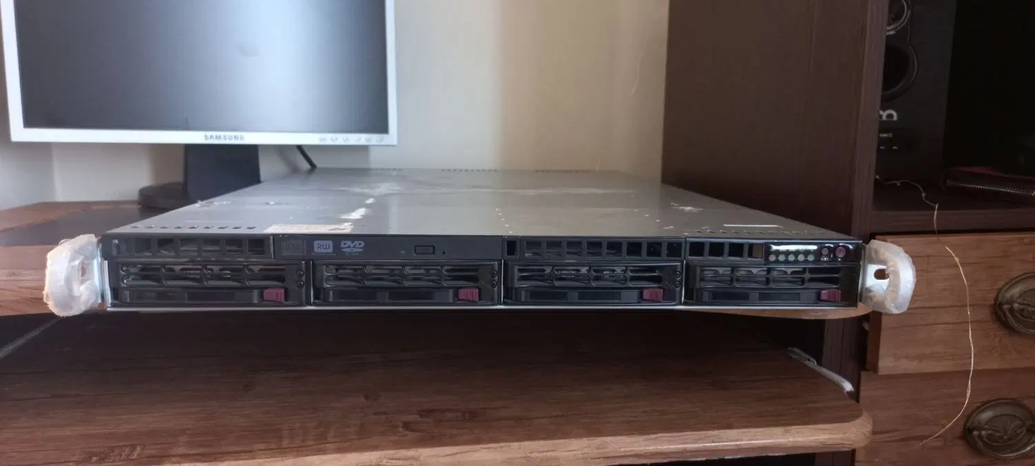 سرور supermicro|مودم و تجهیزات شبکه|تهران, عباس‌آباد|دیوار