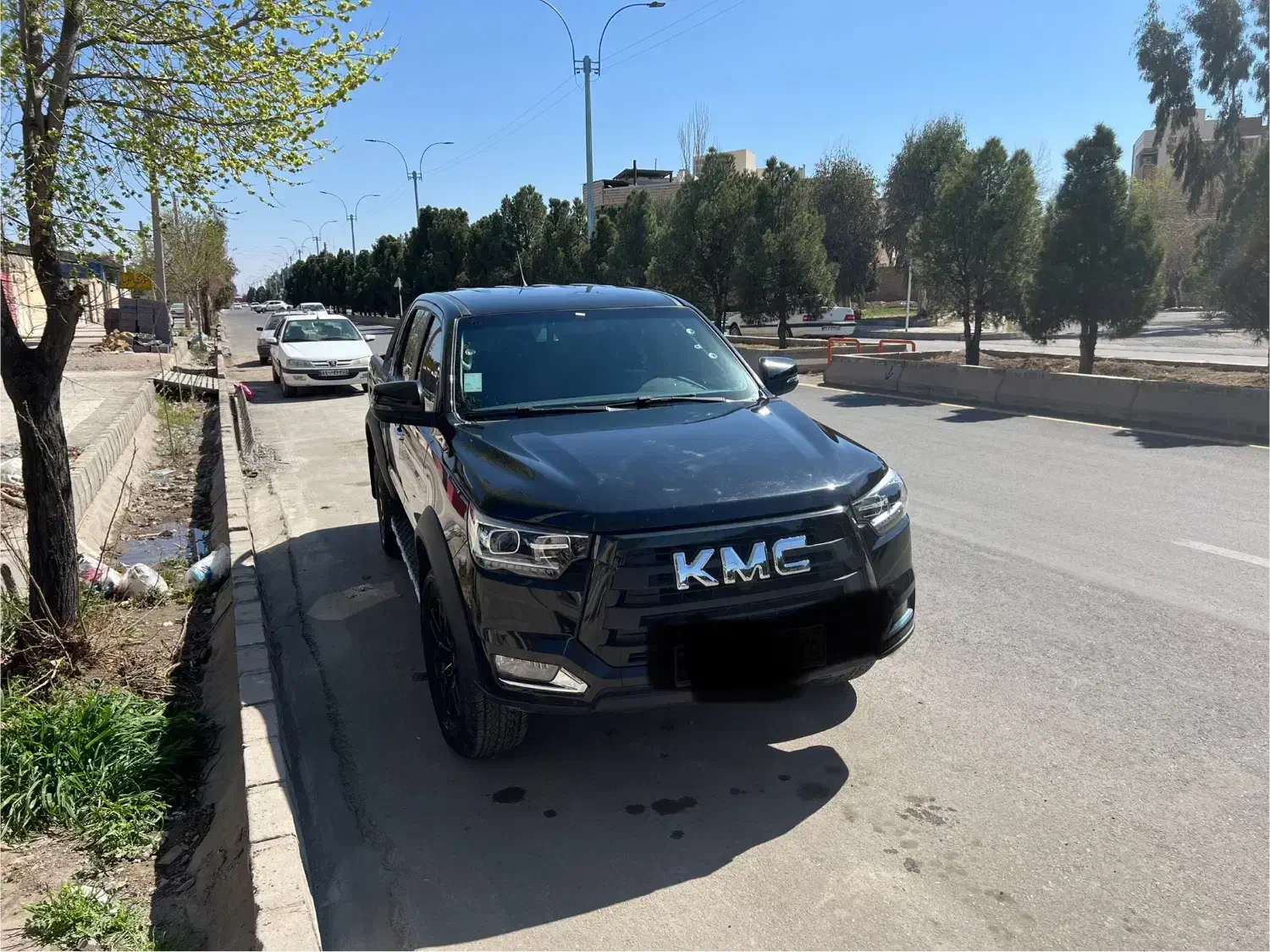 Kmc t8 مدل ۱۴۰۲|خودرو سواری و وانت|سیرجان, |دیوار