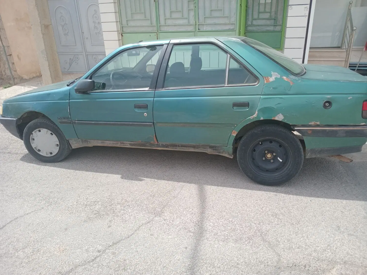 پژو۲۰۰۰|خودرو سواری و وانت|تیران, |دیوار