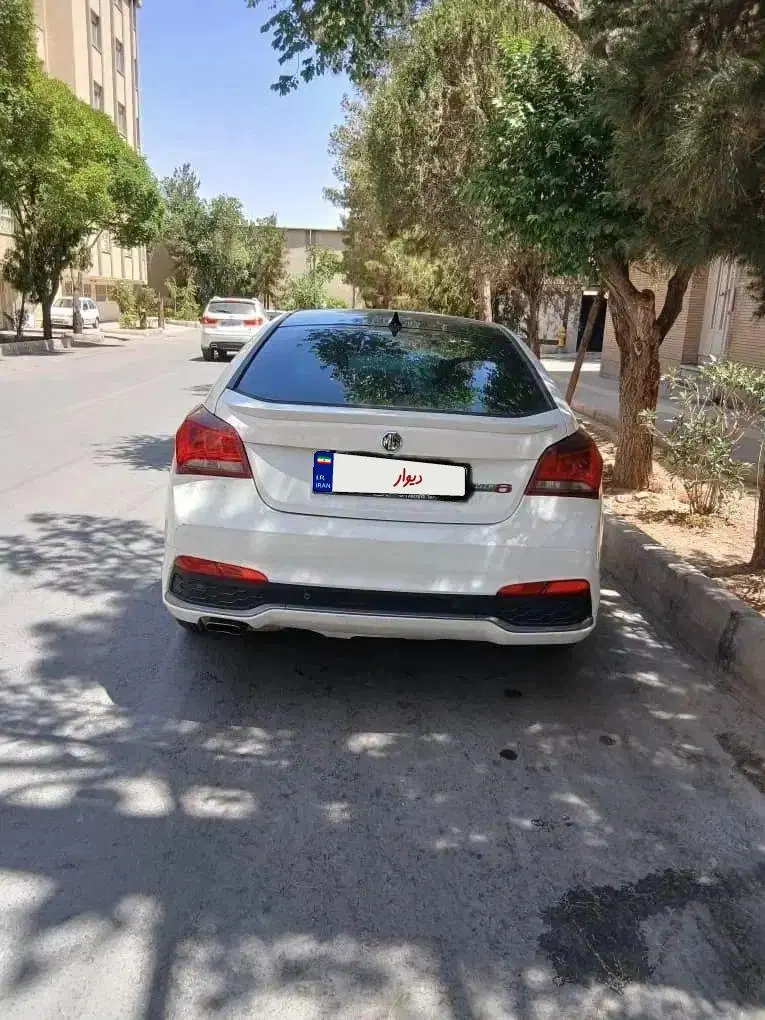 Mg6|خودرو سواری و وانت|خرم‌آباد, |دیوار