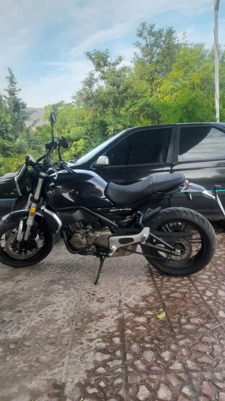 Qj srv 250|موتورسیکلت|شیراز, زند|دیوار