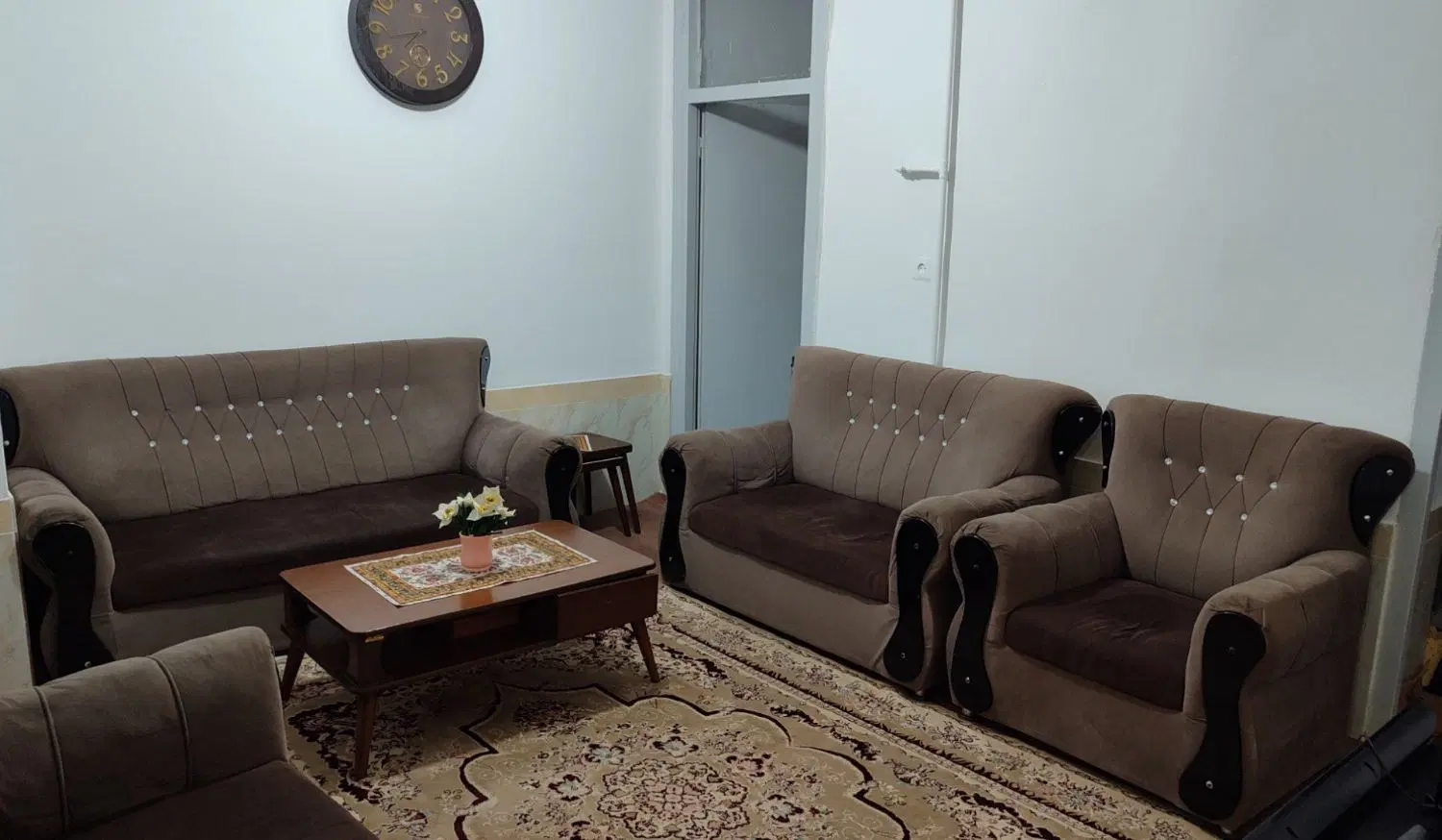 مبل|مبلمان خانگی و میز عسلی|گرگان, |دیوار