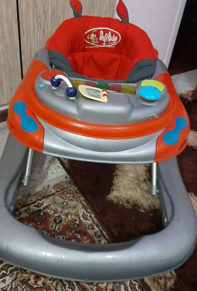 رورویک|کالسکه و لوازم جانبی|تهران, آهنگ|دیوار