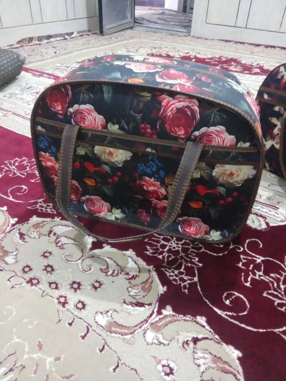 جا جیم|کیف، کفش، کمربند|خانمیرزا, |دیوار