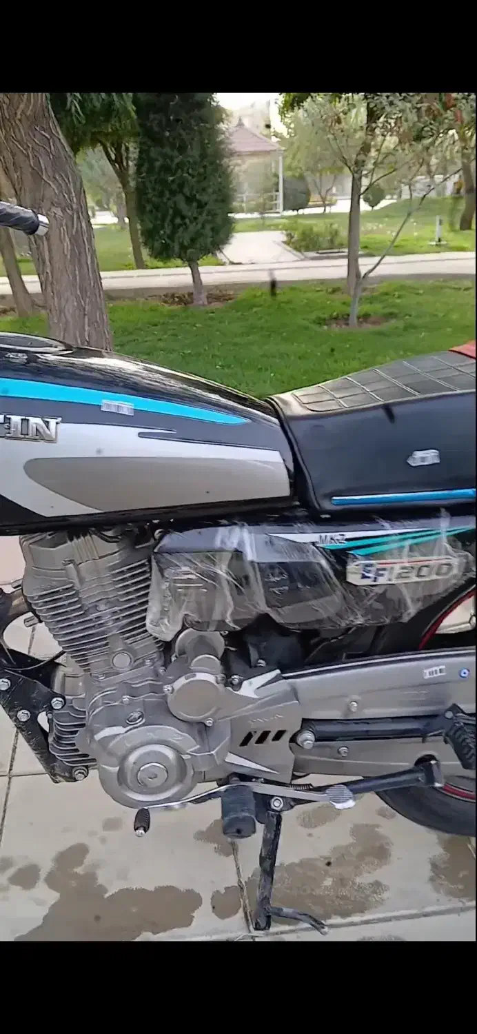 200متین|موتورسیکلت|چهارباغ, |دیوار