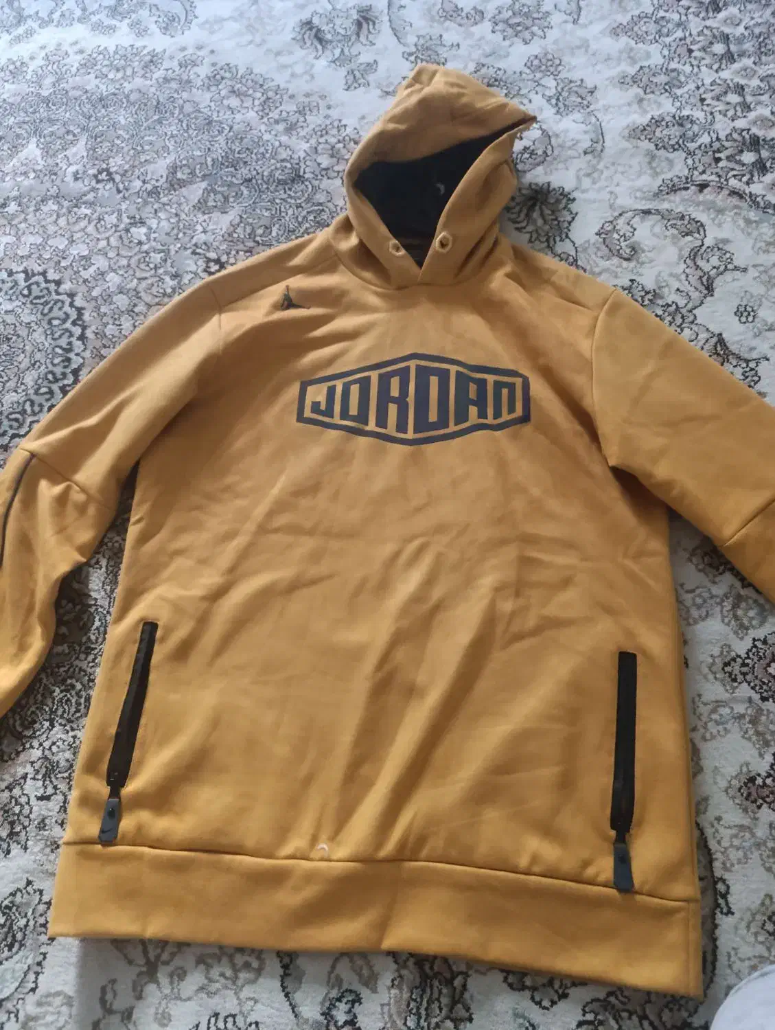 هودی نو|لباس|گنبد کاووس, |دیوار