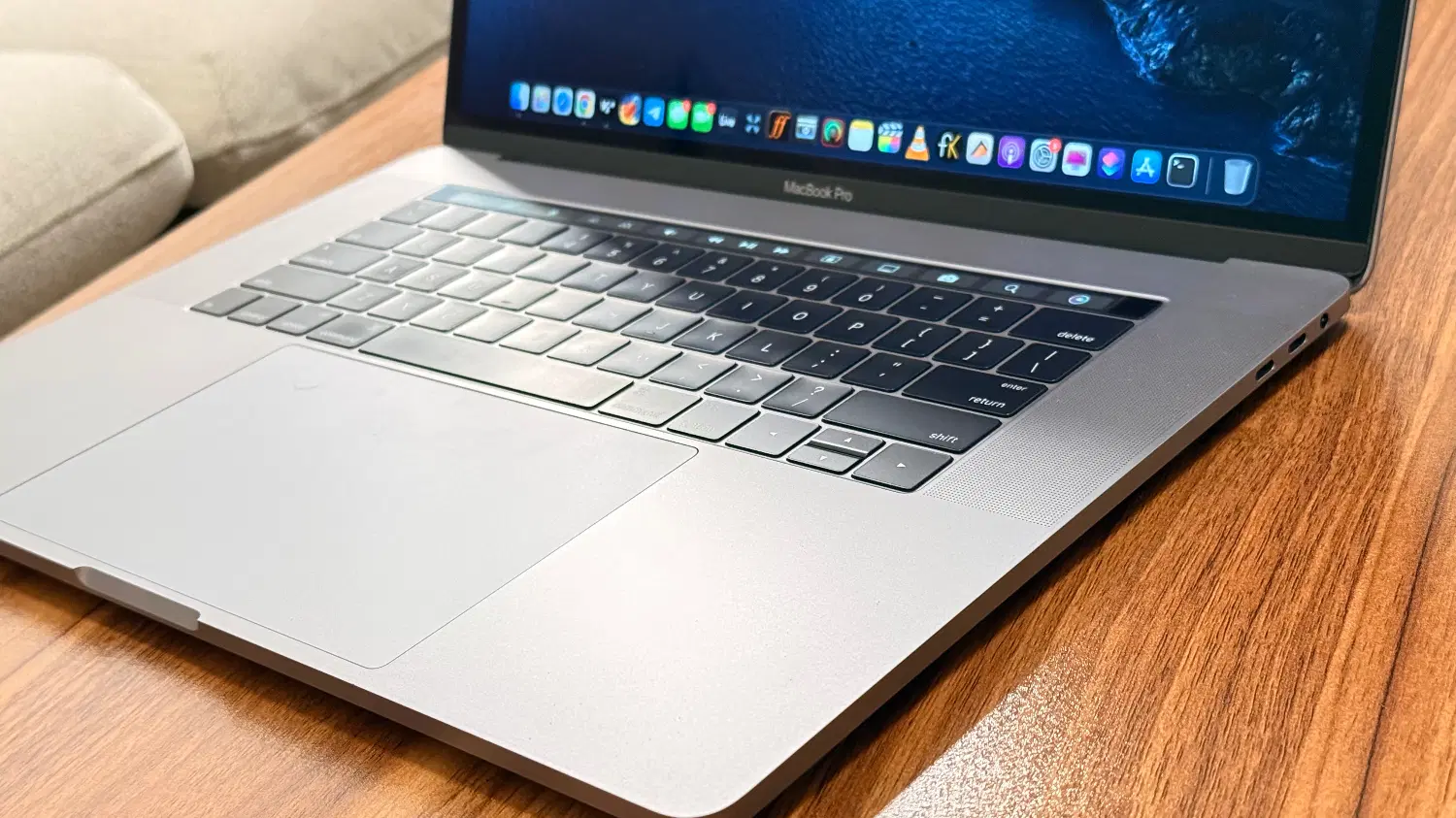 MacBook Pro 15inch 2016 i7 16GB 512GB SSD|رایانه همراه|تهران, هاشمی|دیوار