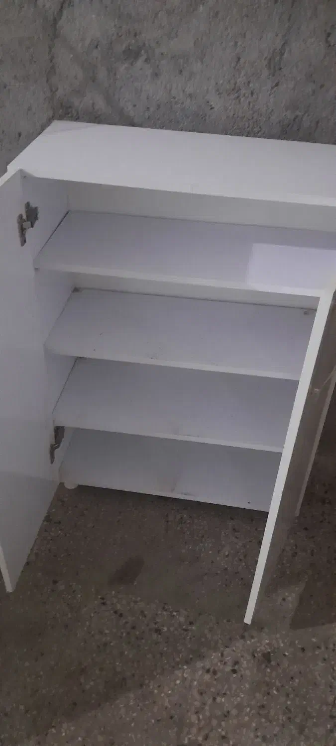 جاکفشی|جاکفشی، کمد، دراور|بروجرد, |دیوار