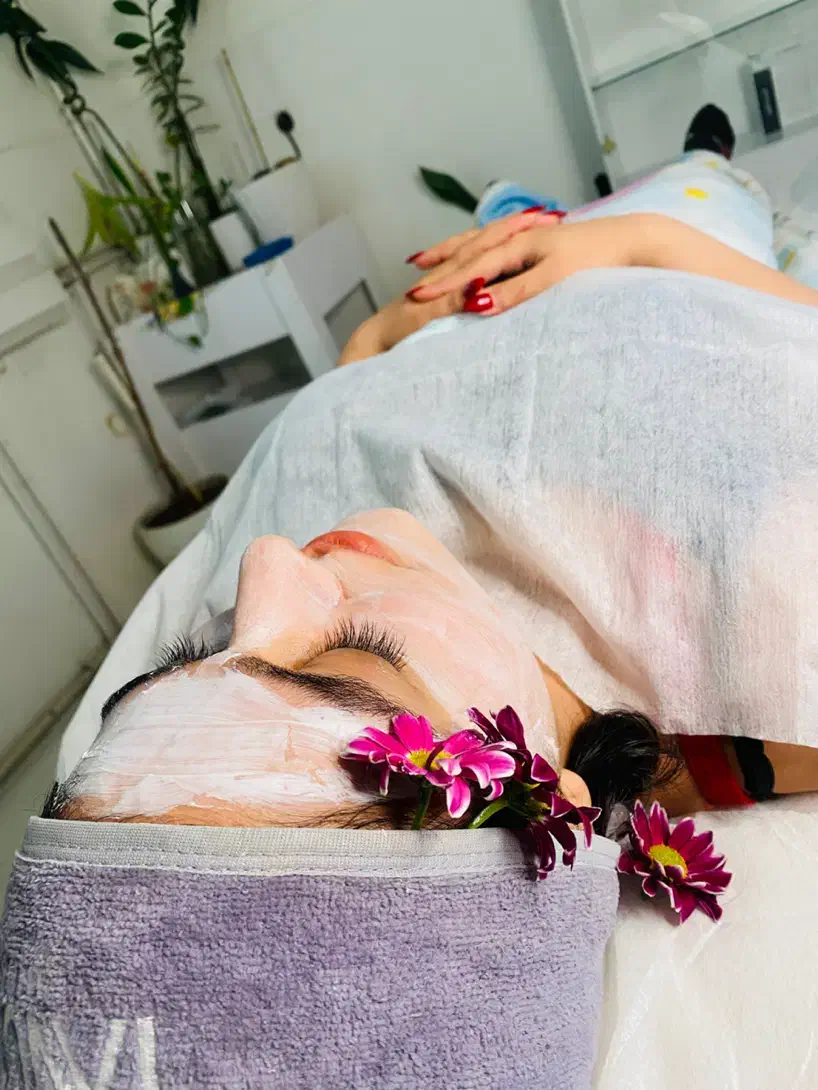 فیشال و پاکسازی پوست|خدمات آرایشگری و زیبایی|هشتگرد, شهرک ولیعصر (مصلی)|دیوار