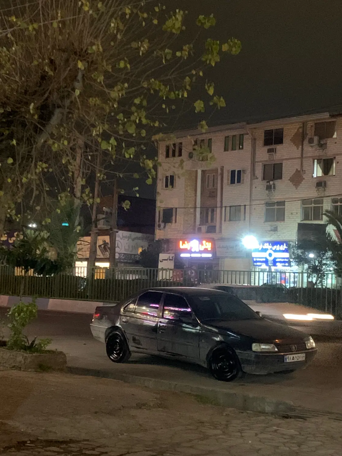 پژو ۴۰۵|خودرو سواری و وانت|ساری, |دیوار