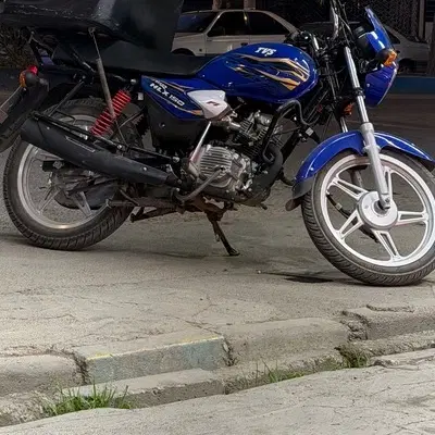 tvs hlx 150|موتورسیکلت|خمینیشهر, |دیوار