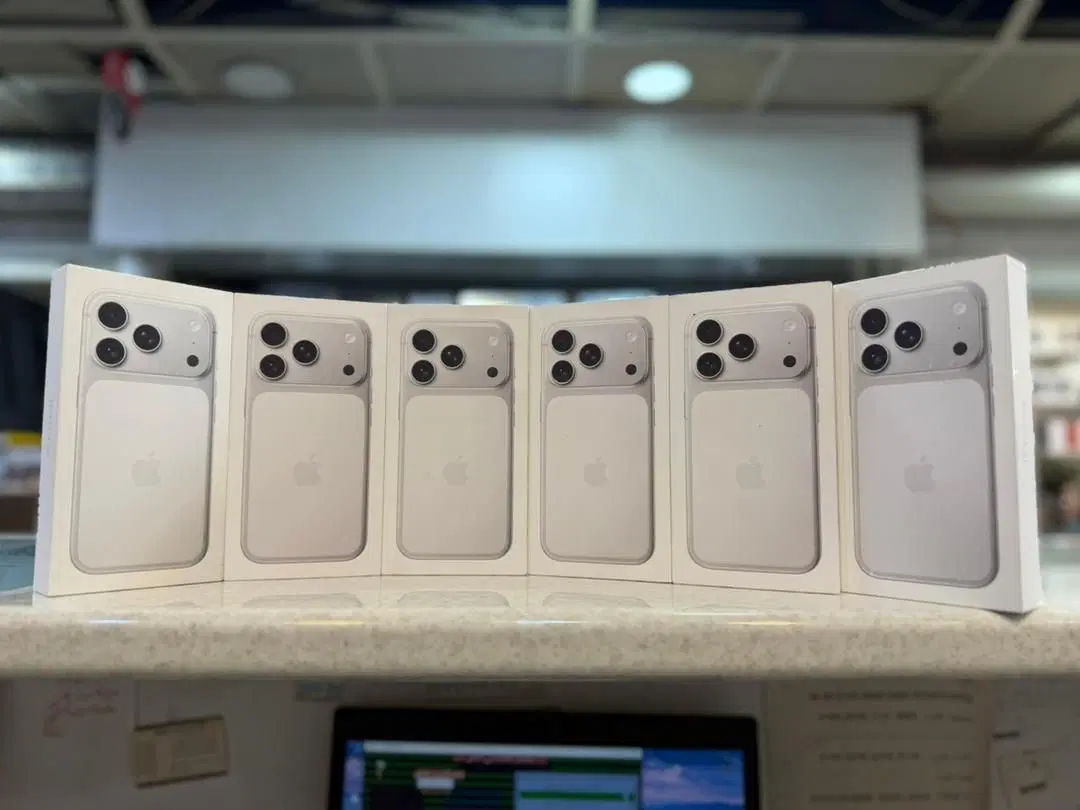 iphone 17 promax 256 not|موبایل|شیراز, زند|دیوار