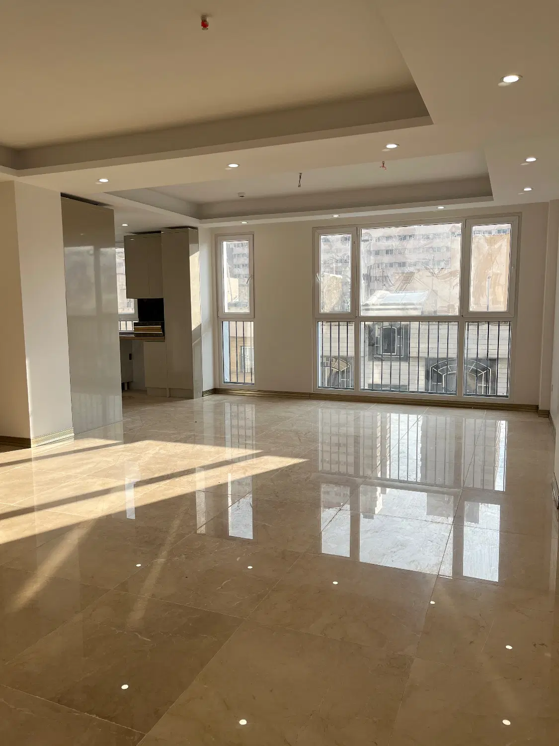 آپارتمان پونک کمالی/۱۲۱متر/تک واحدی