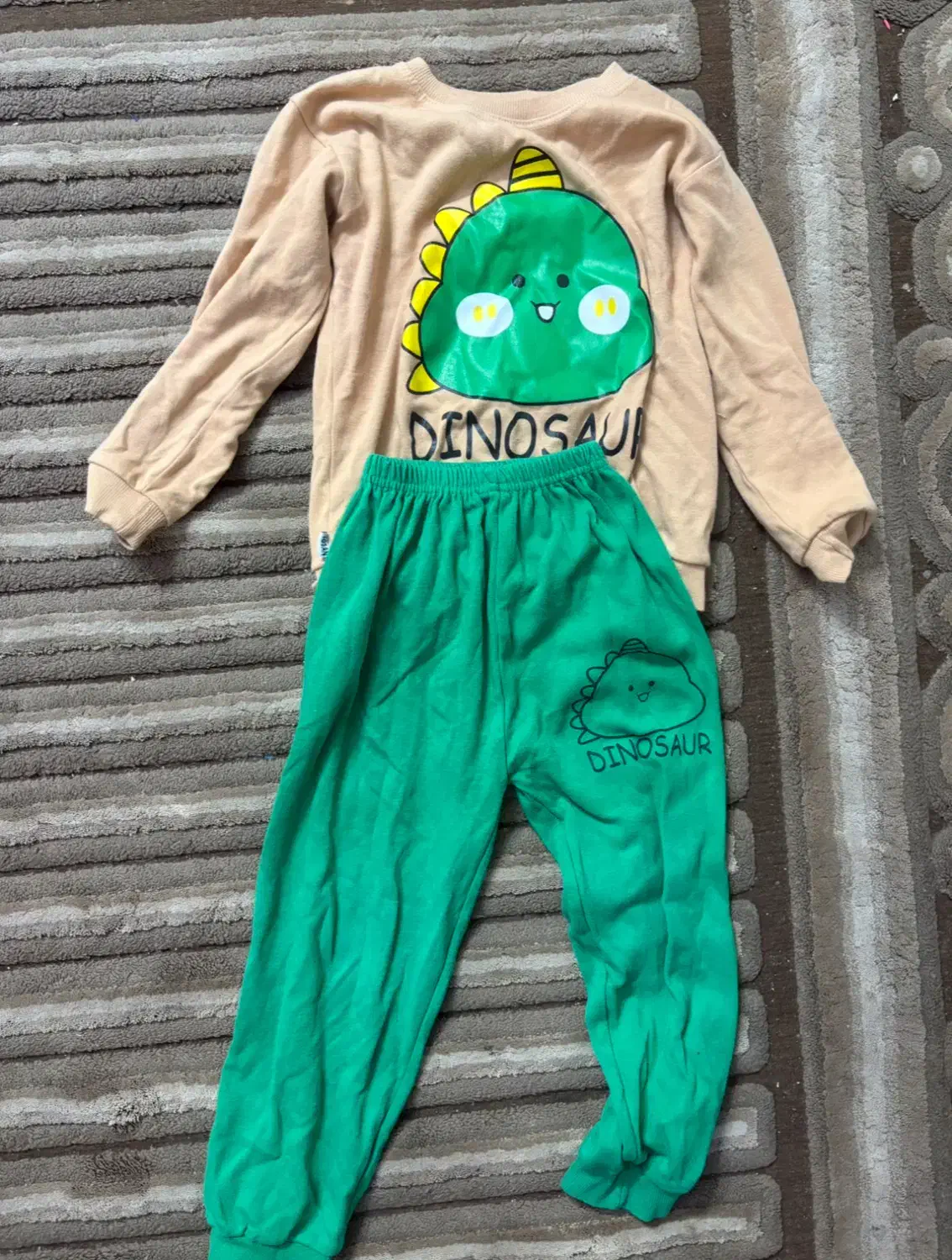 لباس دخترانه ۵ سال|کفش و لباس بچه|بابل, |دیوار