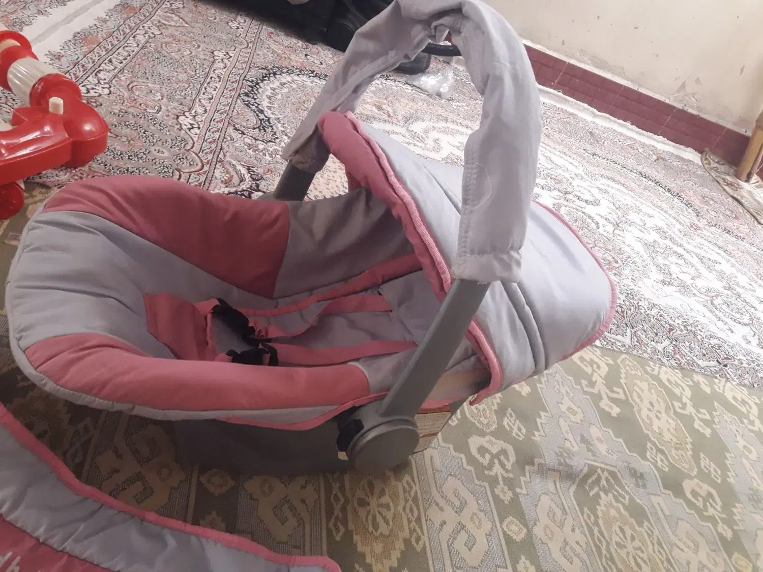 کریر|اسباب و اثاث بچه|مشهد, شهرک مهر آباد|دیوار