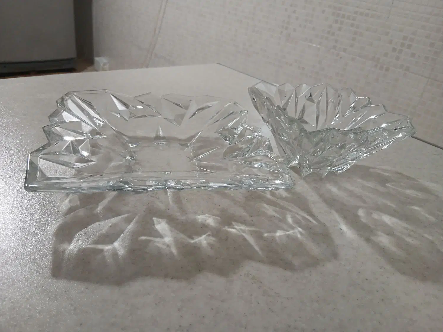 اجیل خوری|ظروف سرو و پذیرایی|قم, باغ شریفی|دیوار