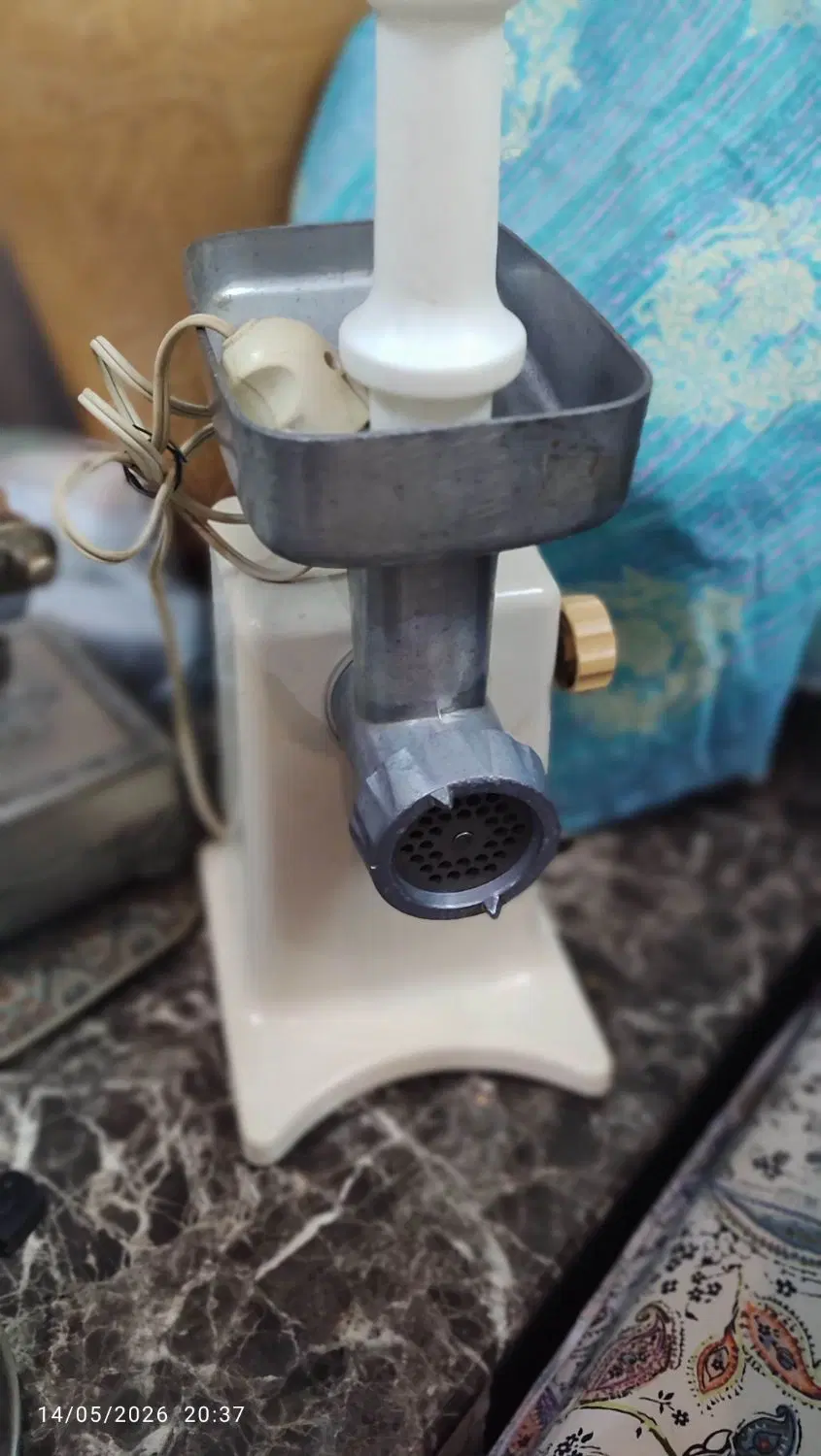 چرخ گوشت|خردکن، آسیاب، غذاساز|رشت, یخسازی|دیوار