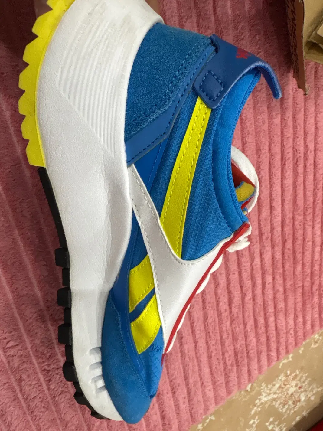 کفش Reebok|کیف، کفش، کمربند|کرج, فاز ۲ مهرشهر|دیوار