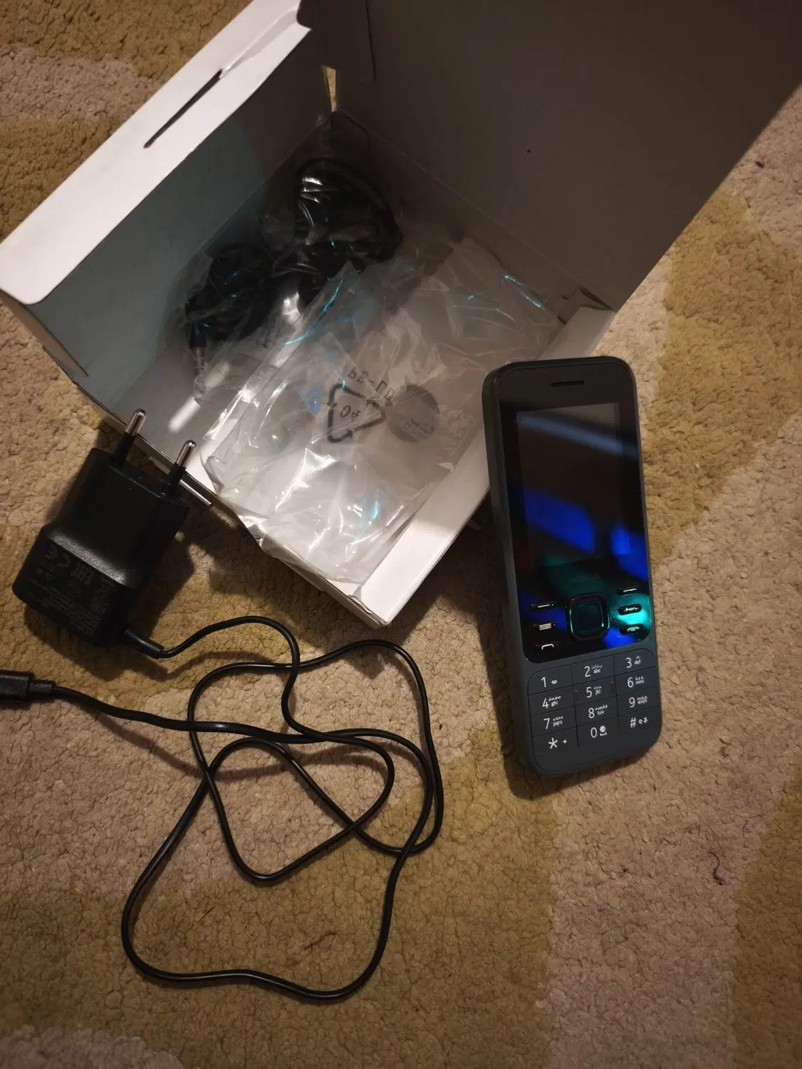 نوکیا ۶۳۰۰ 4g|موبایل|شیراز, زند|دیوار