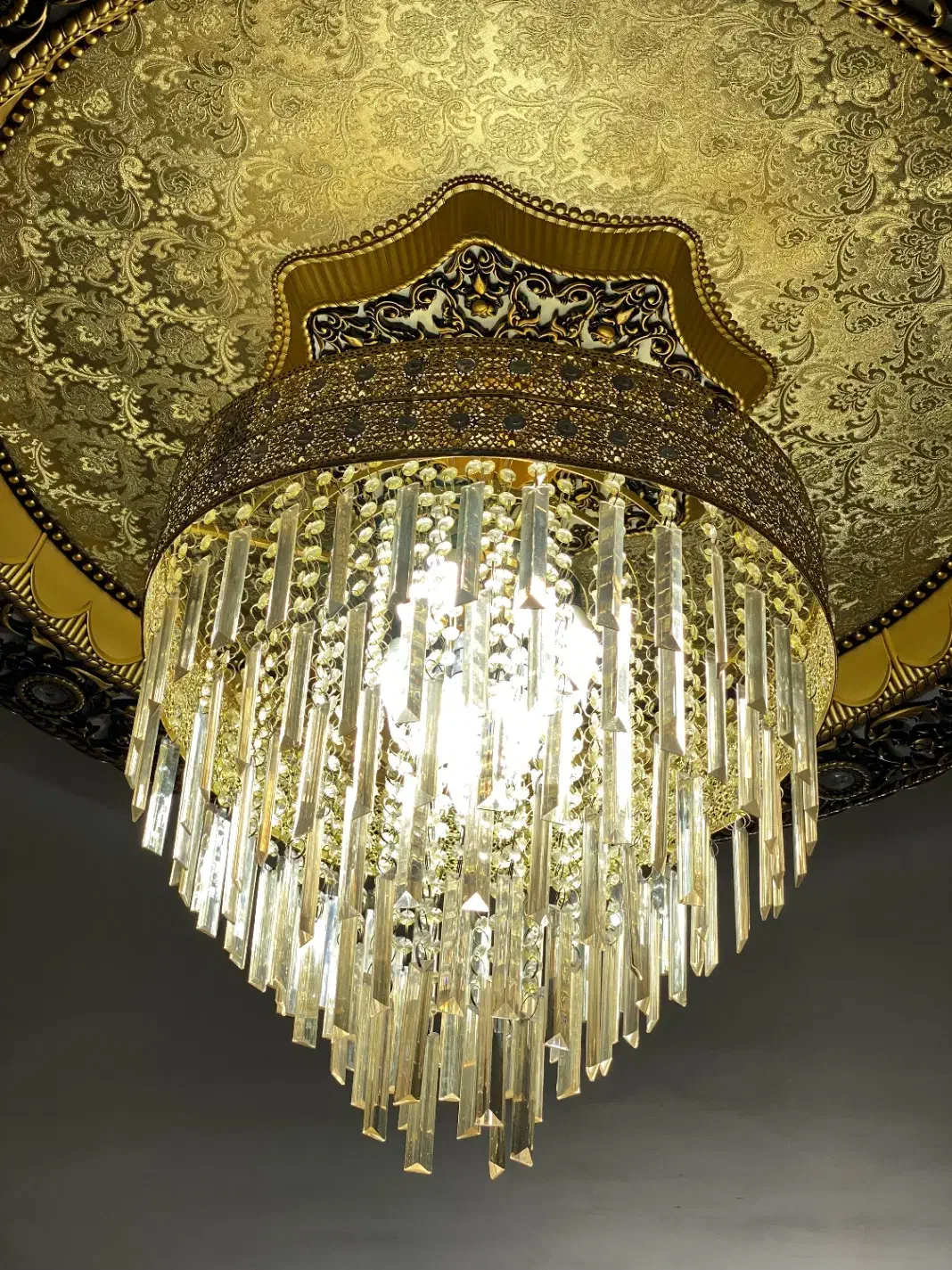 لوستر|لوستر و چراغ آویز|قرچک, شهرک طلائیه|دیوار