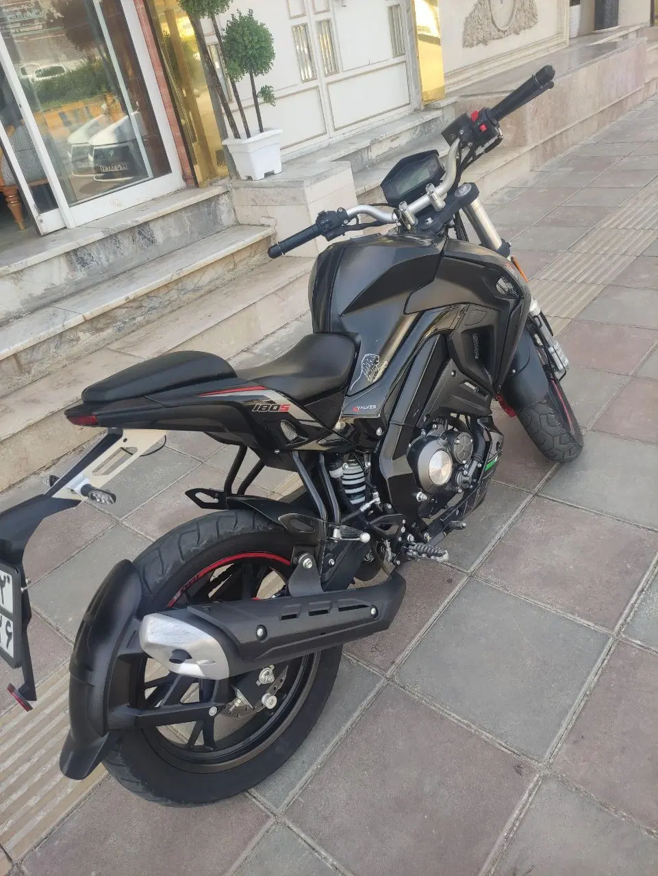 بنلی 180s|موتورسیکلت|طارم (زنجان), |دیوار