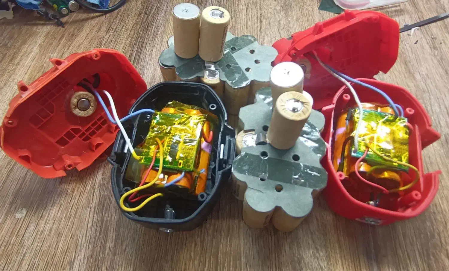 تعمیر انواع ابزارآلات شارژی|خدمات پیشه و مهارت|قم, شاه سید علی|دیوار