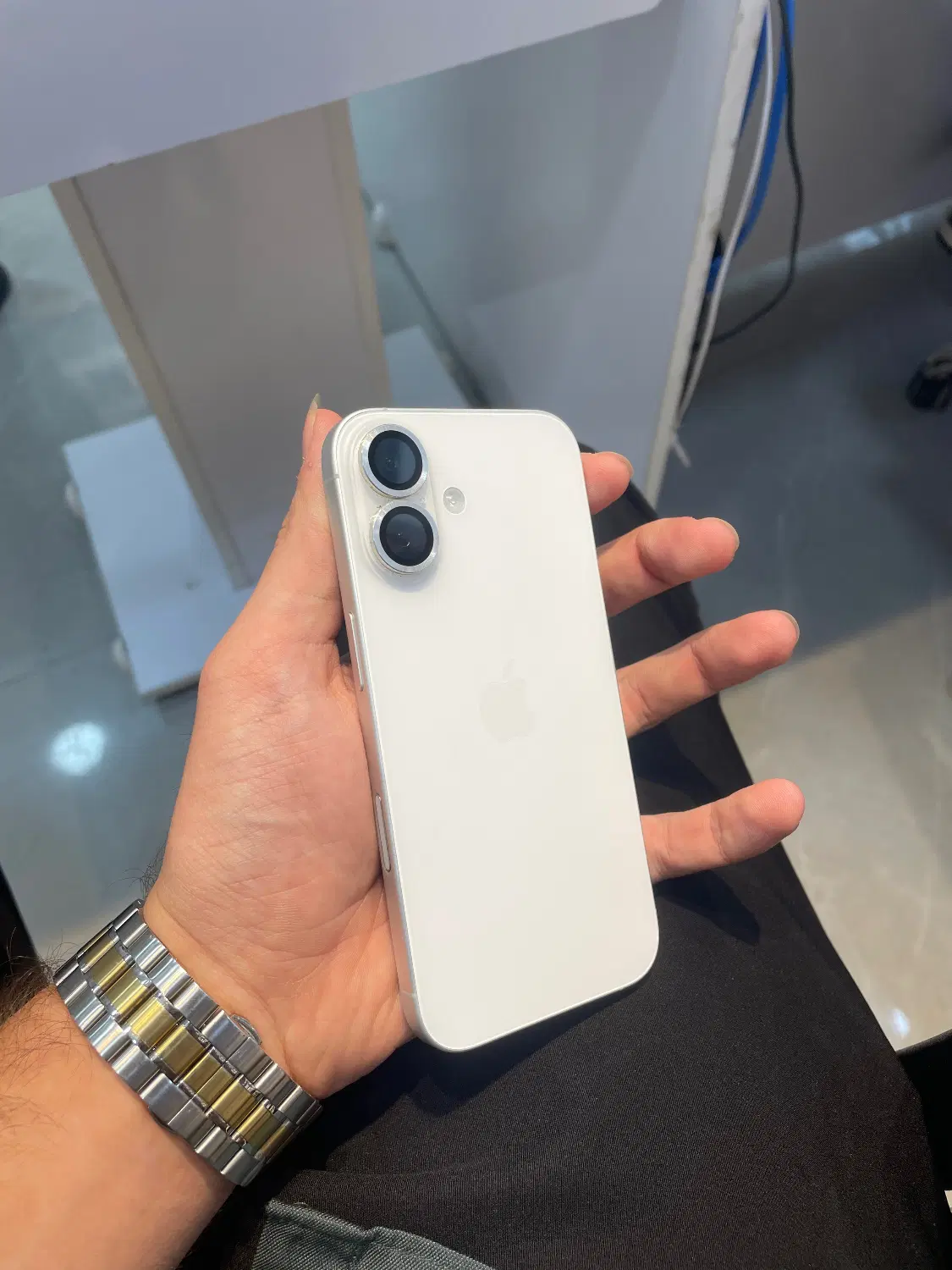 iPhone 16|موبایل|رشت, منظریه|دیوار